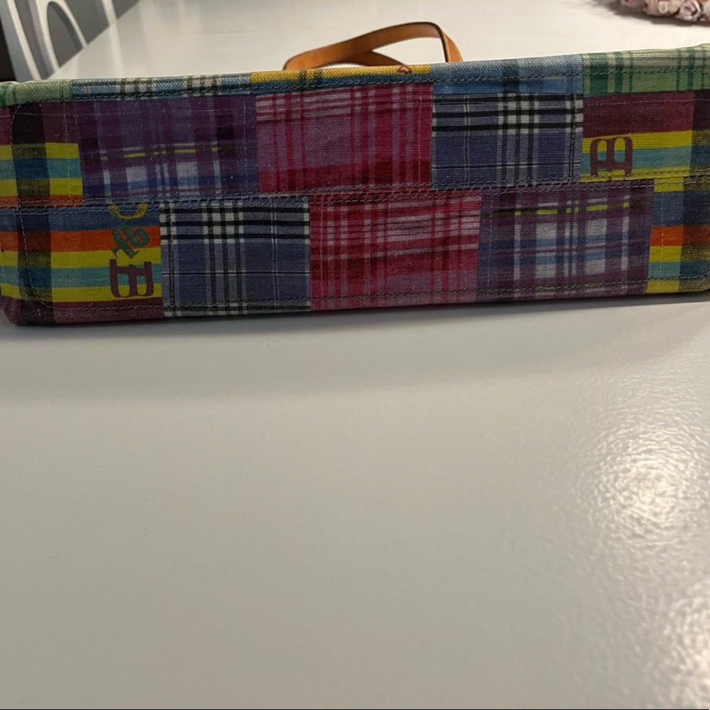 Light weight Dooney and Bourke Madrid print hand bag. EUC - Picture 3 of 9